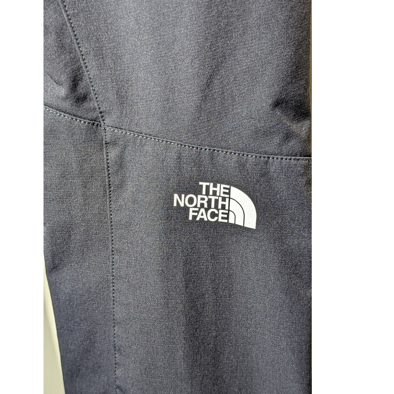 The North Face Grey Women's Athletic Outdoor Winter Slim Straight Pant Size 4