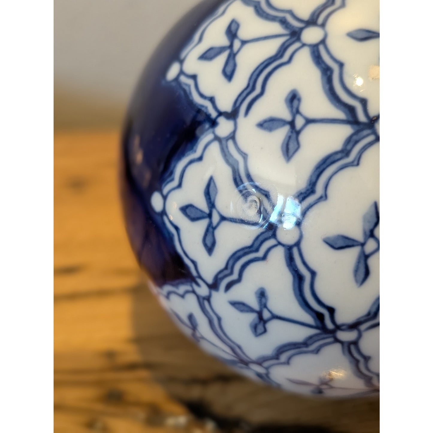 Vintage Blue & White Chinese Porcelain Chinoiserie Carpet Ball