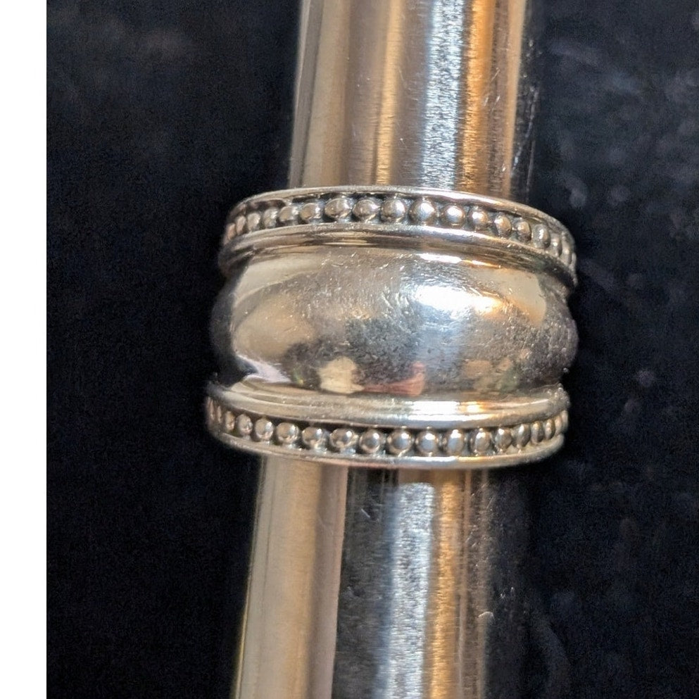 Vtg 925 Thailand Sterling Wide Graduated Beaded Edge Solid Domed Ring Size 5.75