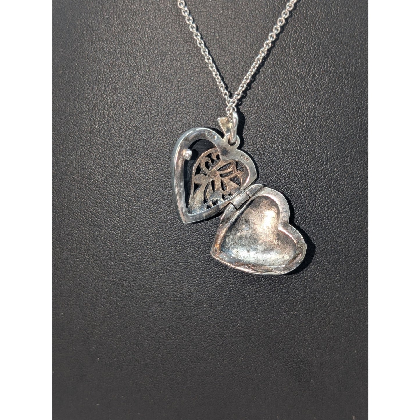 VTG 925 Sterling Marcasite Onyx Filigree Heart Locket 18" Chain Necklace 13.78g