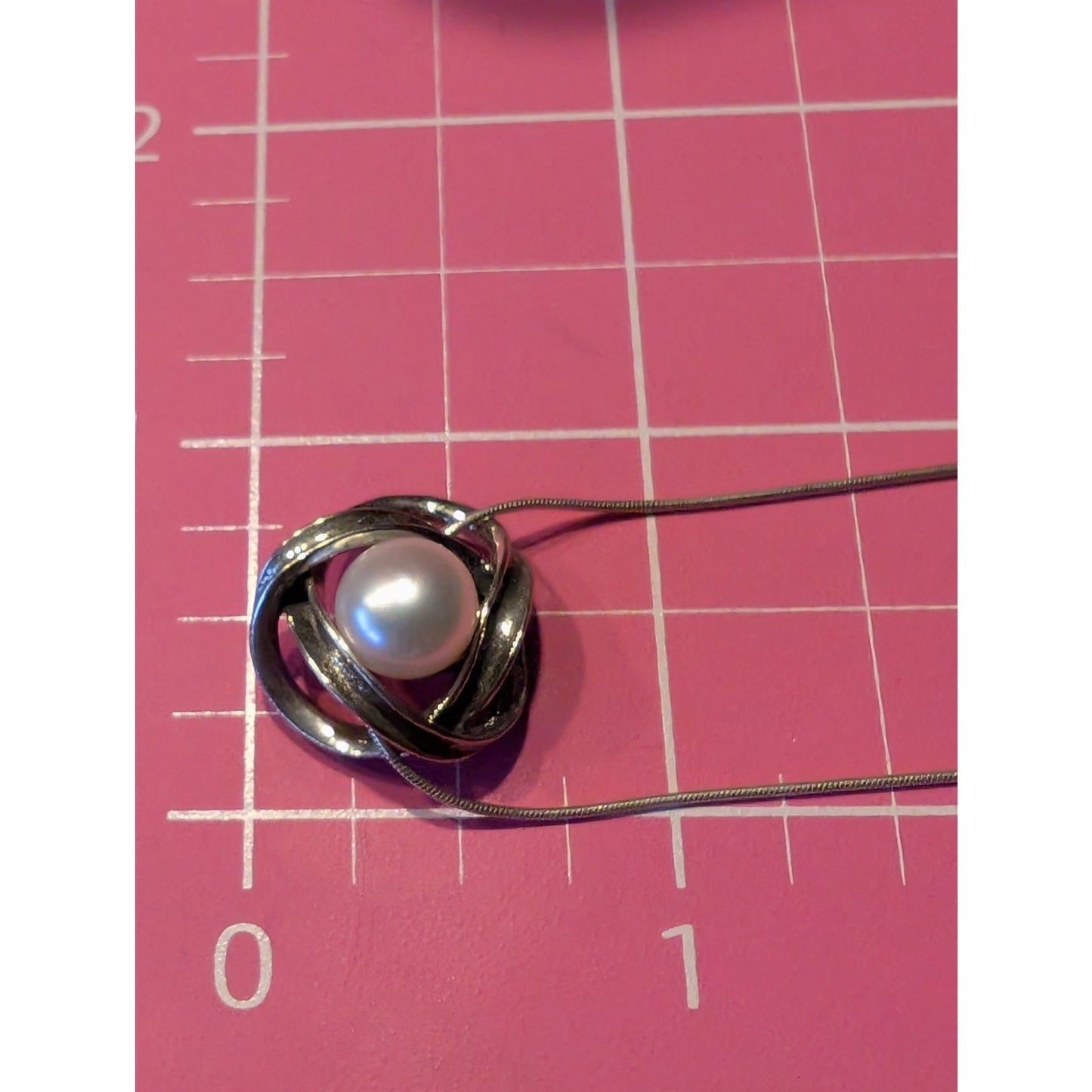 PZ 925 Sterling Made in Israel Pearl Nestled in Sterling Pendant 18" Necklace