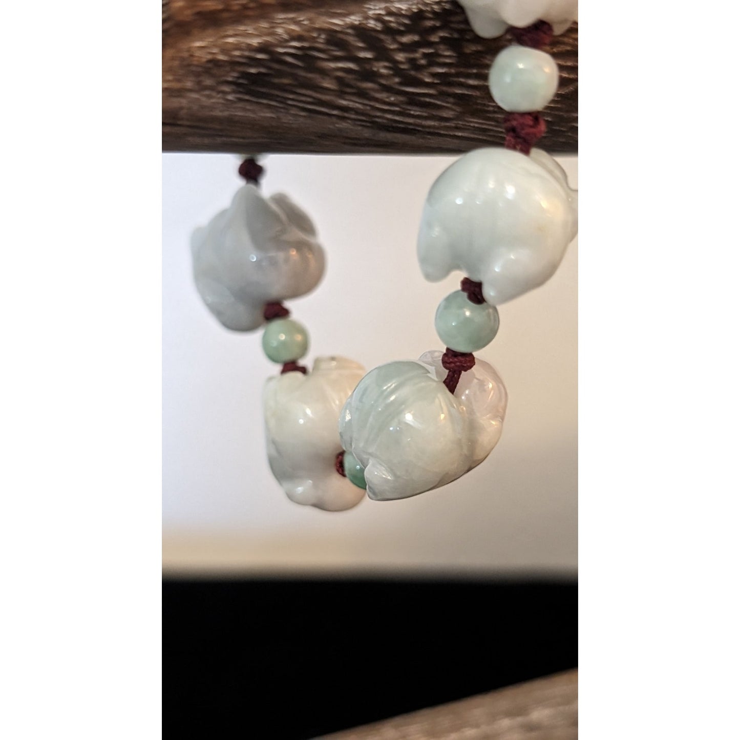 Green Stone Carved Pig Charm Pull Adjustable Bracelet