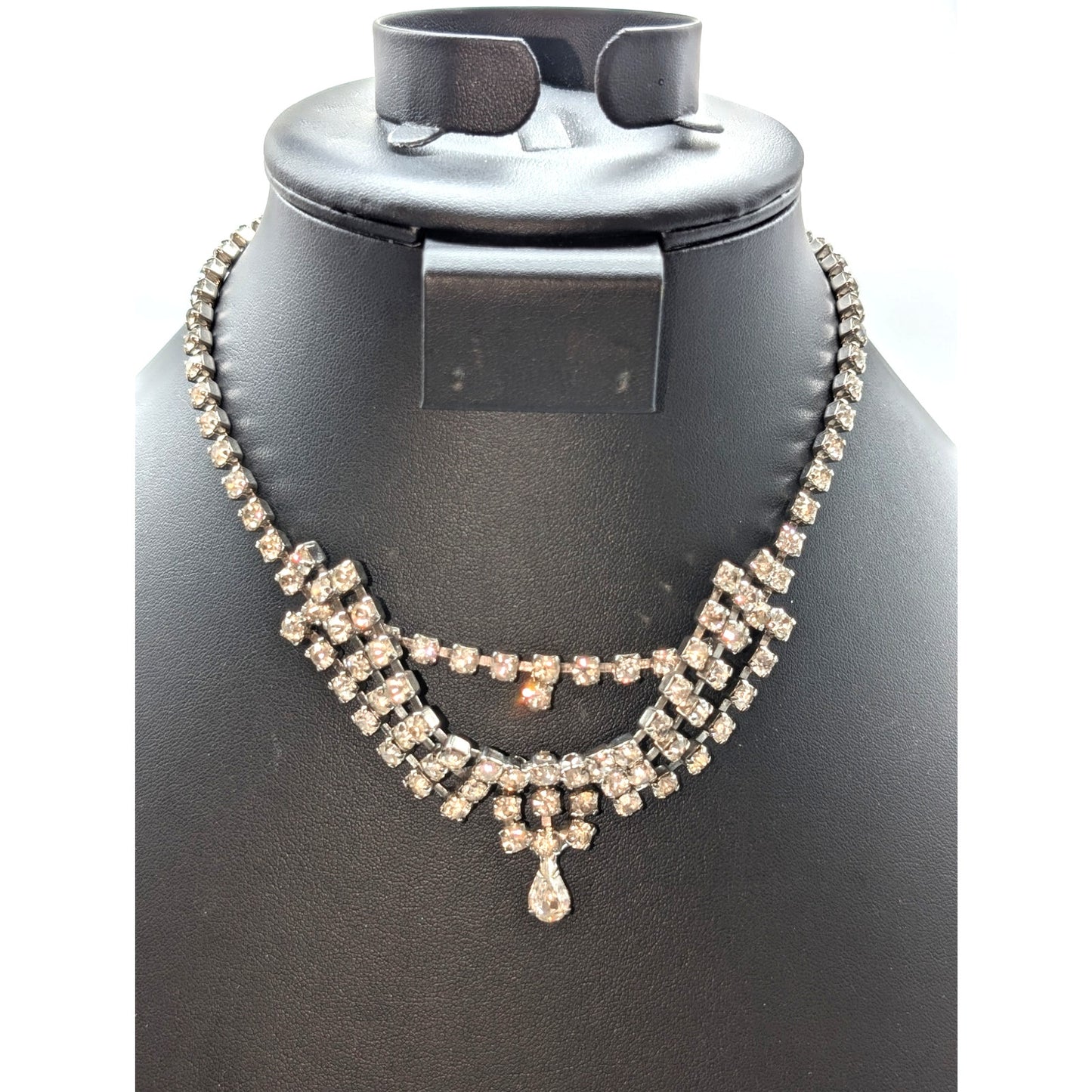 Vintage Rhinestone Silver Tone Fold Over Clasp 14.75" Necklace