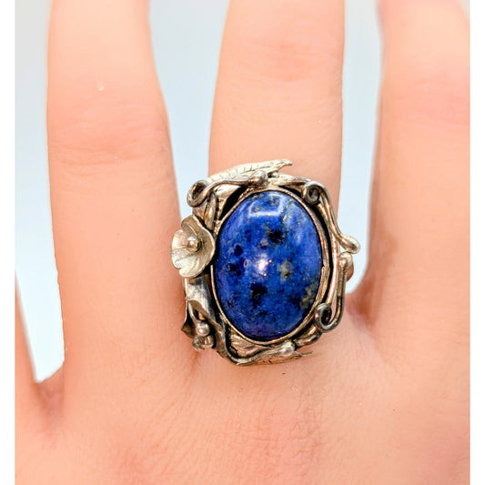 Vintage 925 Sterling Silver Lapis Lazuli Flower Vining Metal Work Ring Size 8.25