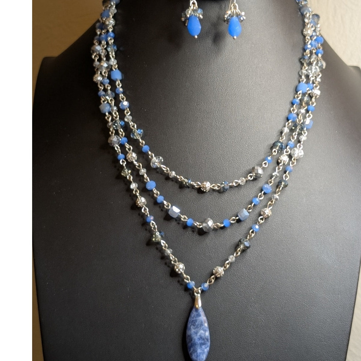 Avon Blue Sodalite? Gemstone Layered Glass Bead Boho Necklace & Earring Set