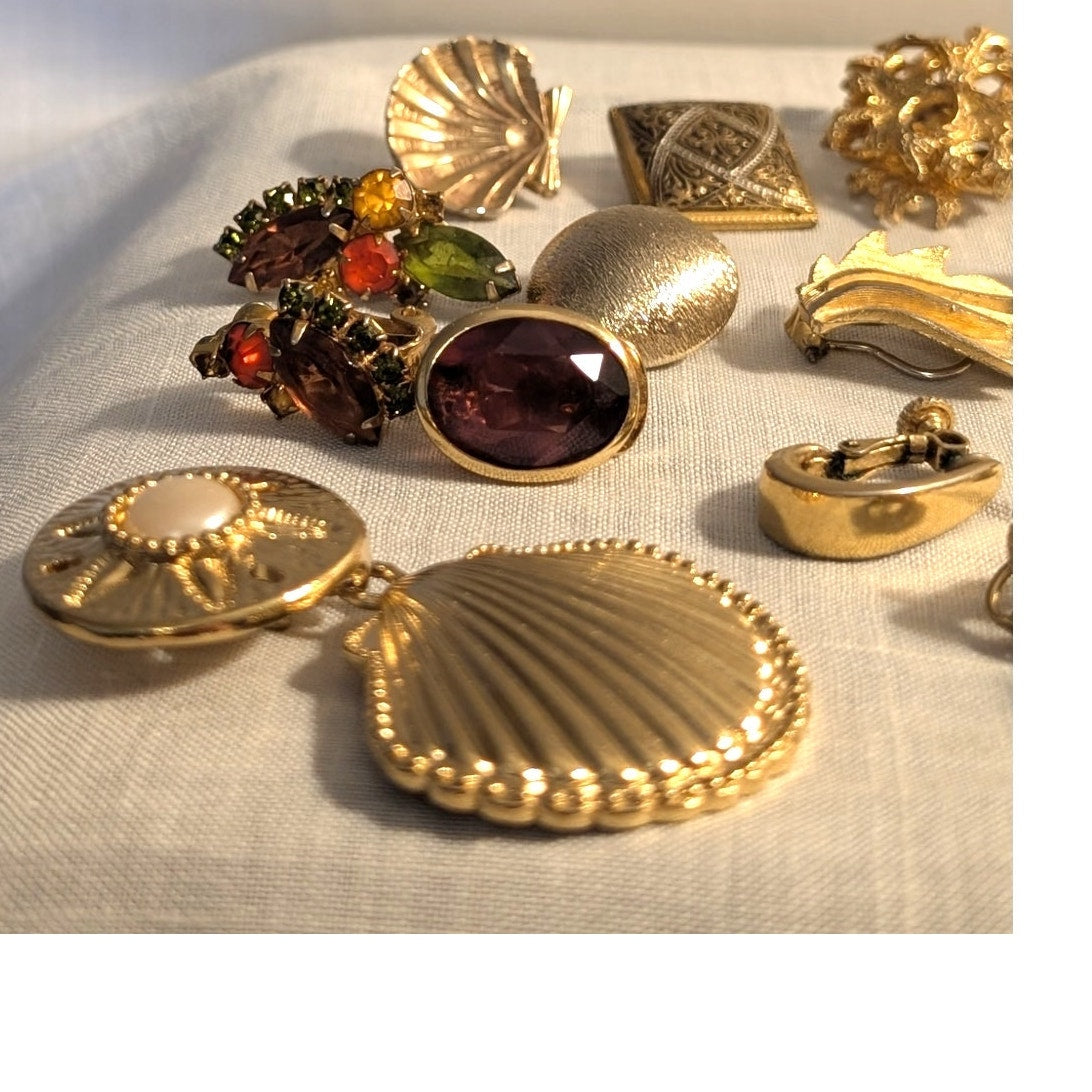 Lot of Single Vintage Gold Tone Clip Screw Earrings