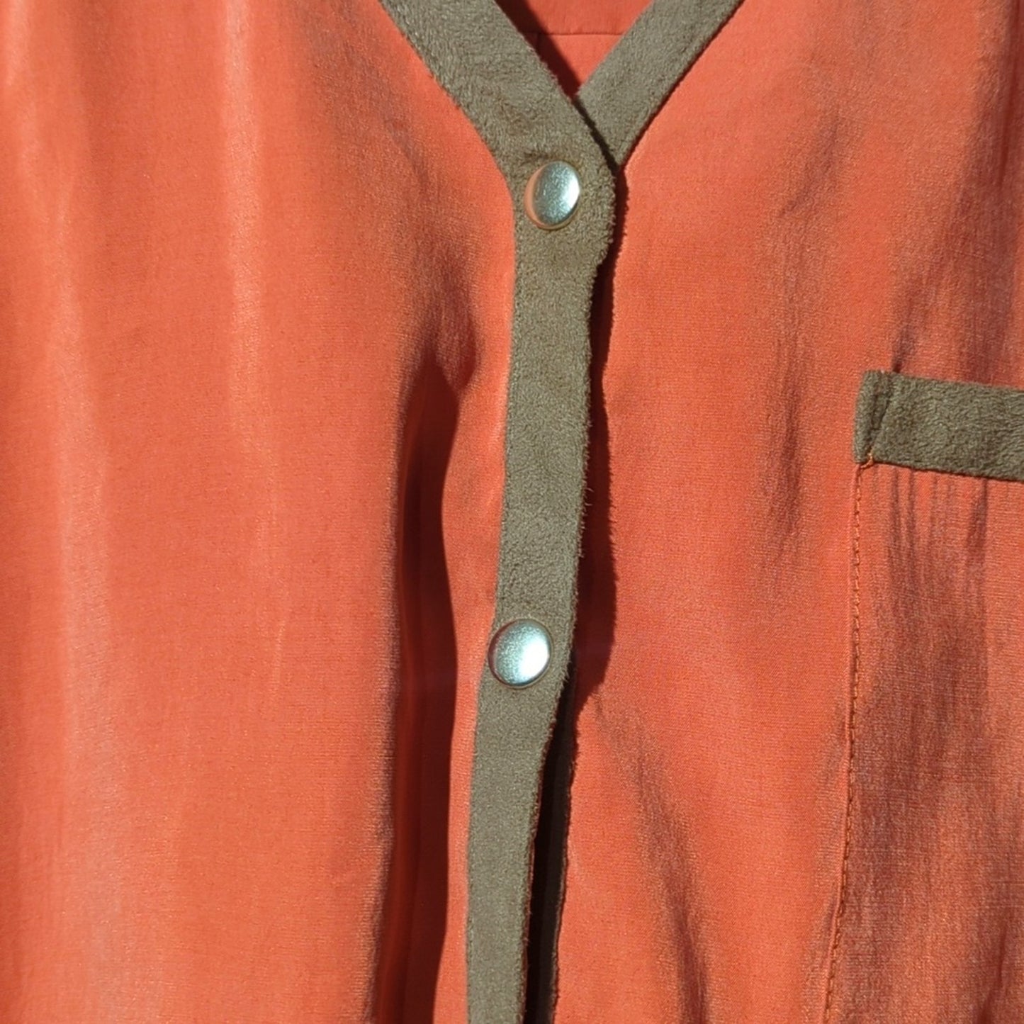 Chico's Burnt Orange Snap Front Blouse w/ Suede Like Trim Women's Sz 1 (Med.-8)
