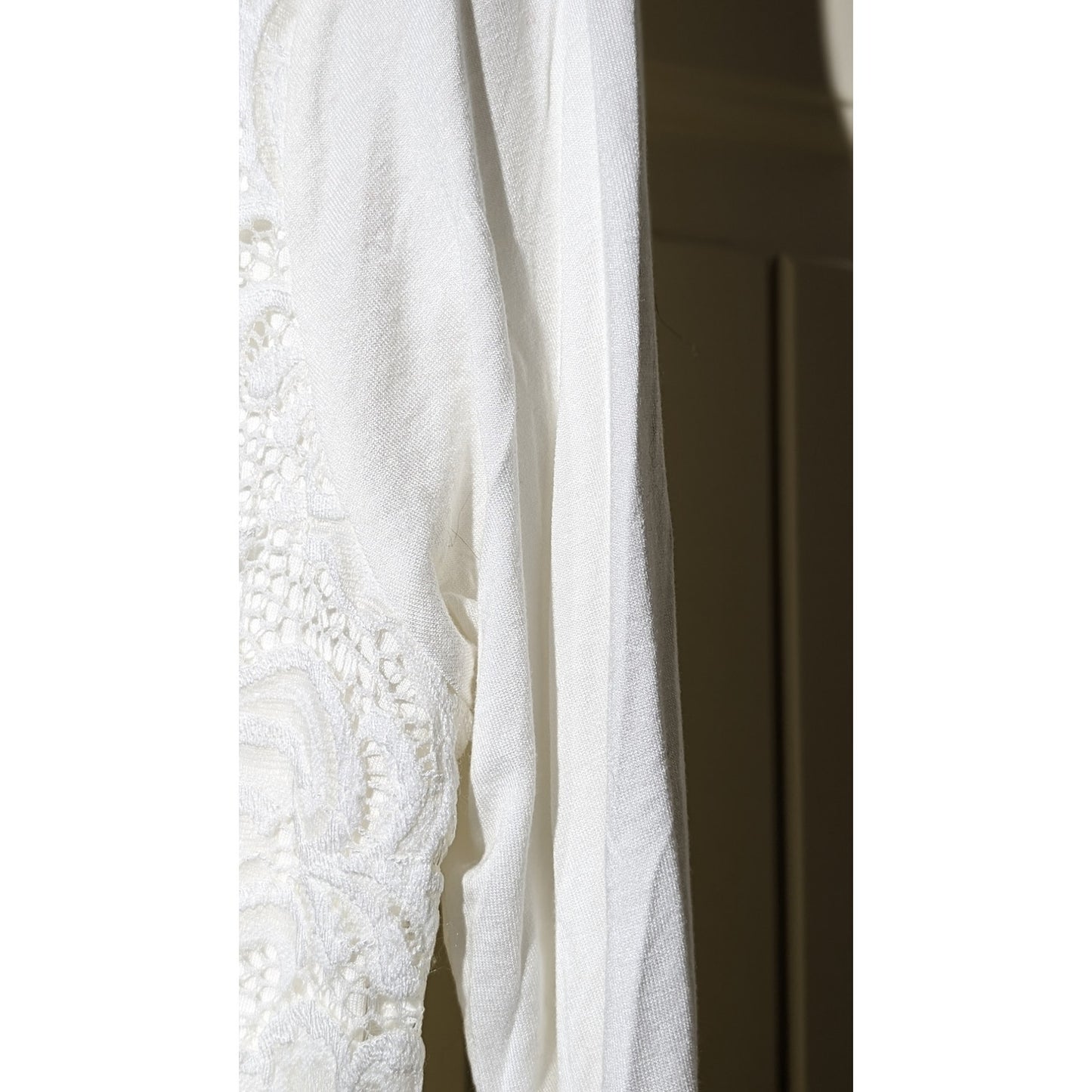 Loveappella NWT Stitch Fix Fifi Over Lay Lace Knit Top White Womens' Sz M