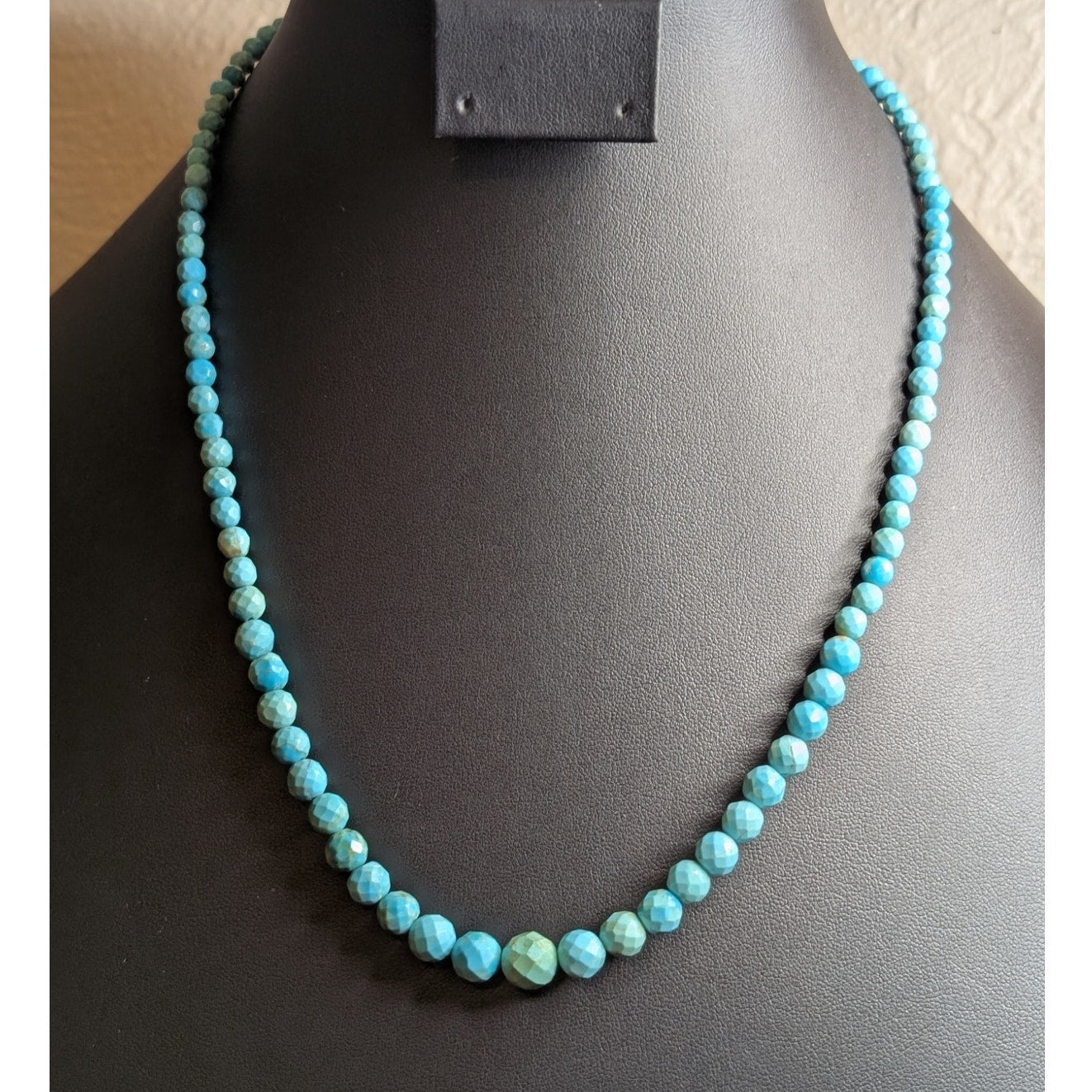 Vintage DTR Sterling Silver Faceted Cut Graduated Turquoise Bead Necklace