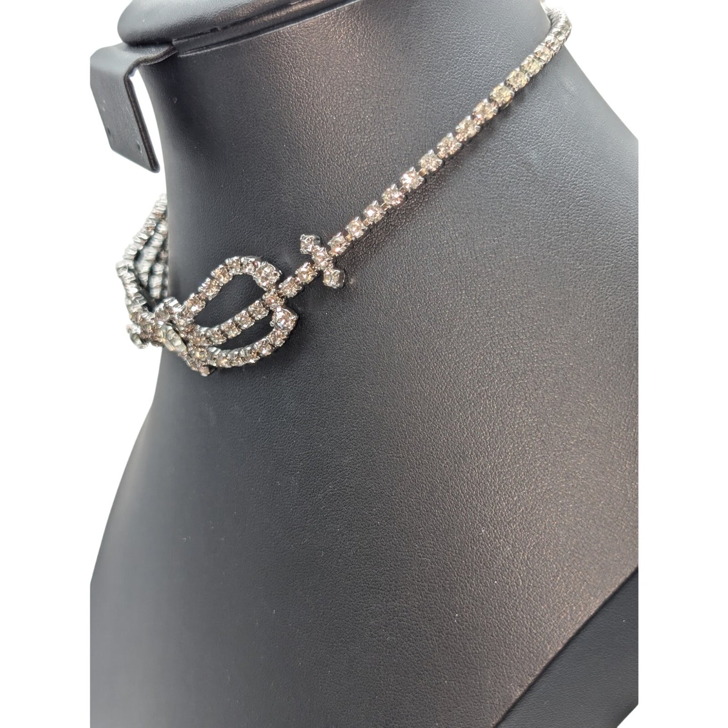 Vintage Rhinestone Hook Clasp 15.25" Necklace