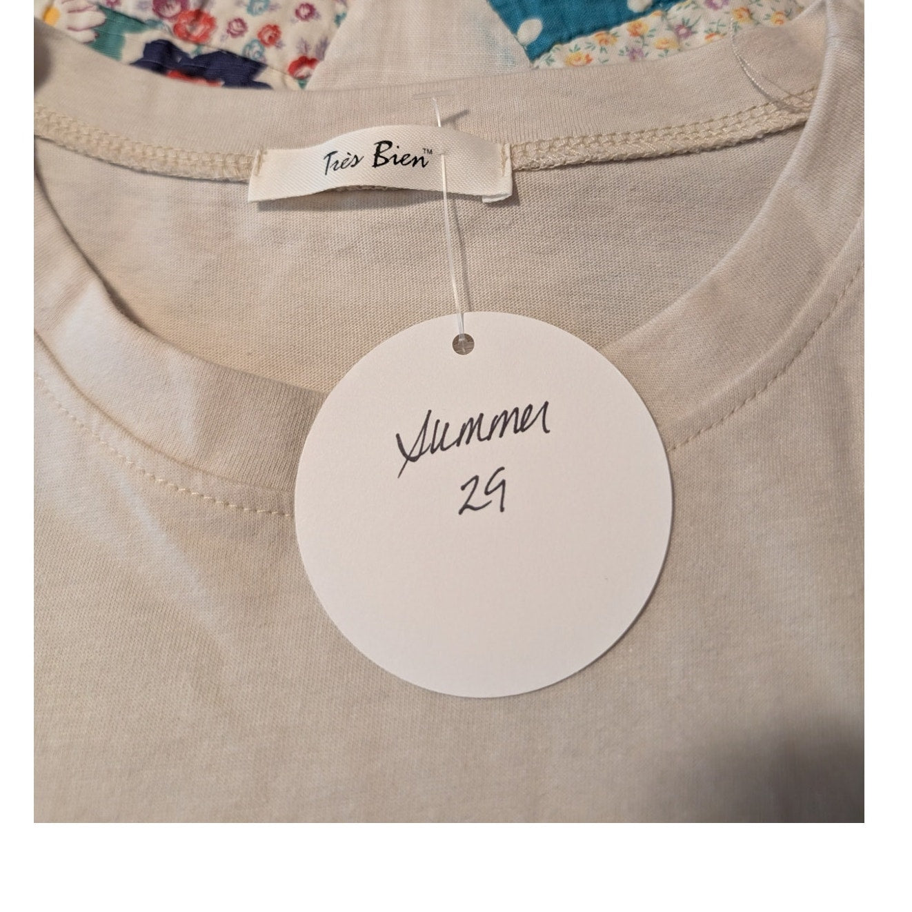 Tres Bien Ecru Script Tee Crop Oversized Shirt Womens Size S/M NWT