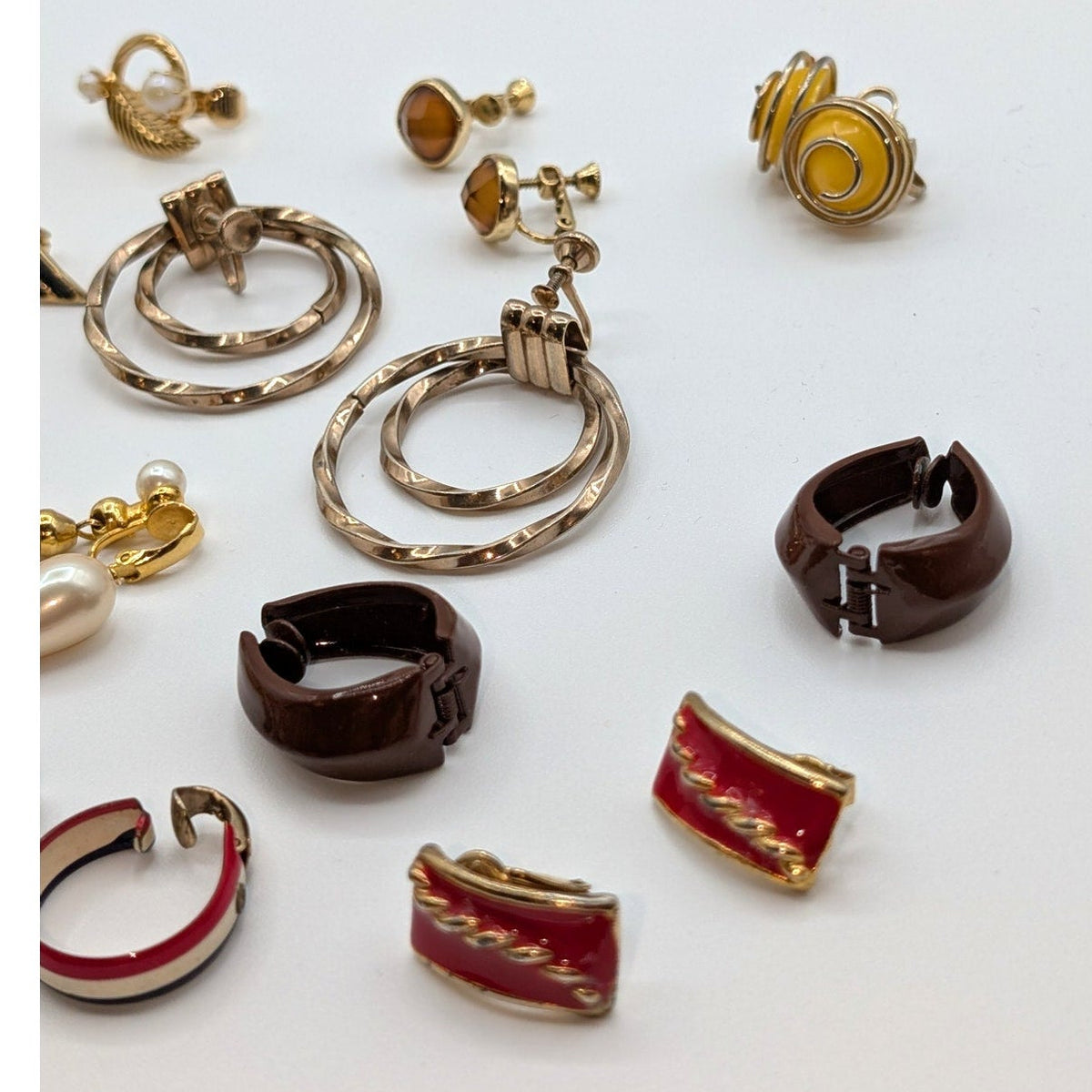 Lot of 22 Pair Vintage Gold Tone Mixed Vibe Clip On Screw Back Earrings