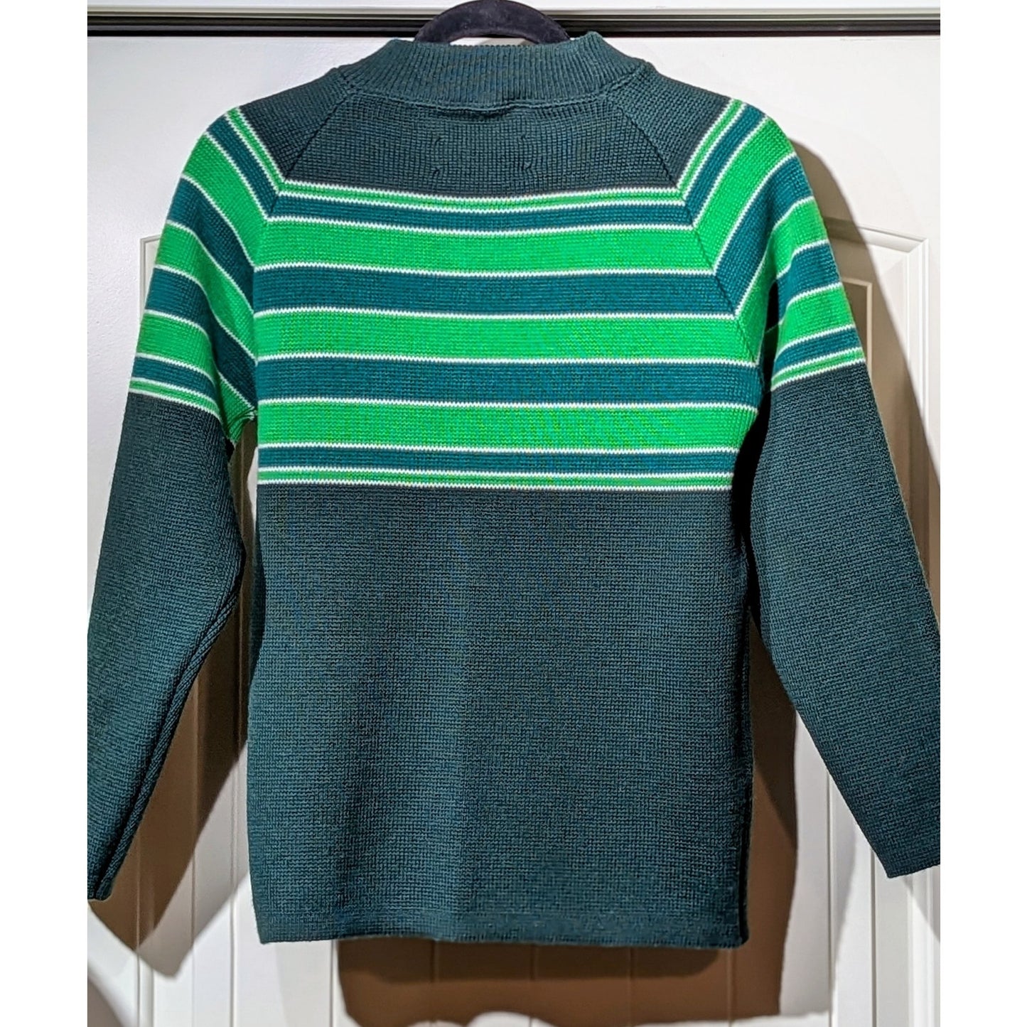 Ski Country Colorado Knitting Mills 100% Virgin Wool Green Striped Ski Sweater