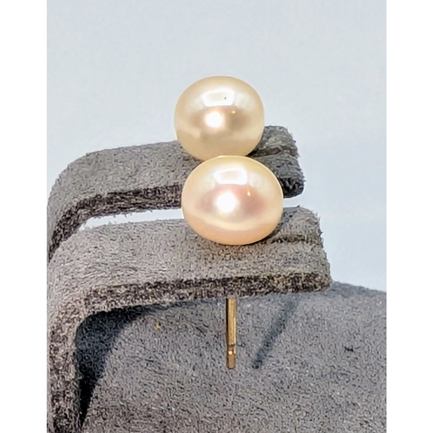 Marked 14K Gold Post Cultured Pearl 6mm Stud Earrings