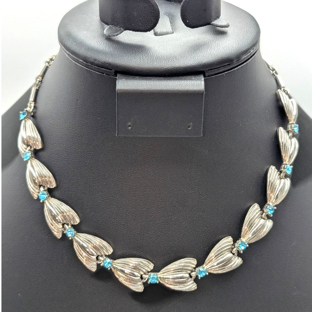 Vintage Silver Tone Blue Rhinestone Leaf Design Hook Clasp 16" Necklace