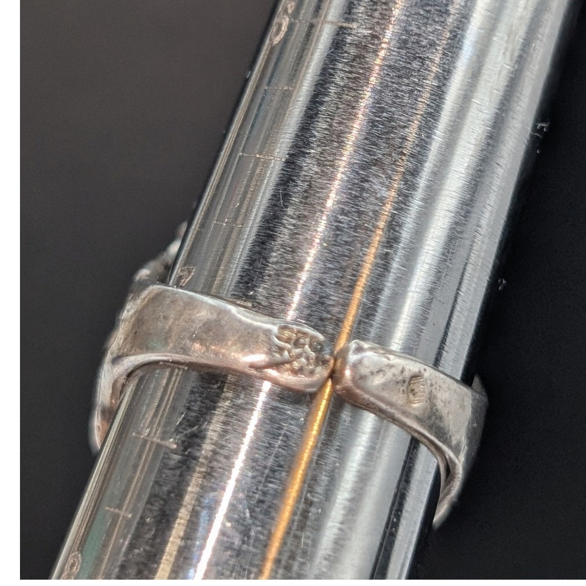 Vtg Sterling Silver Green Stone Brutalist Modern High Dome Ring Sz 7