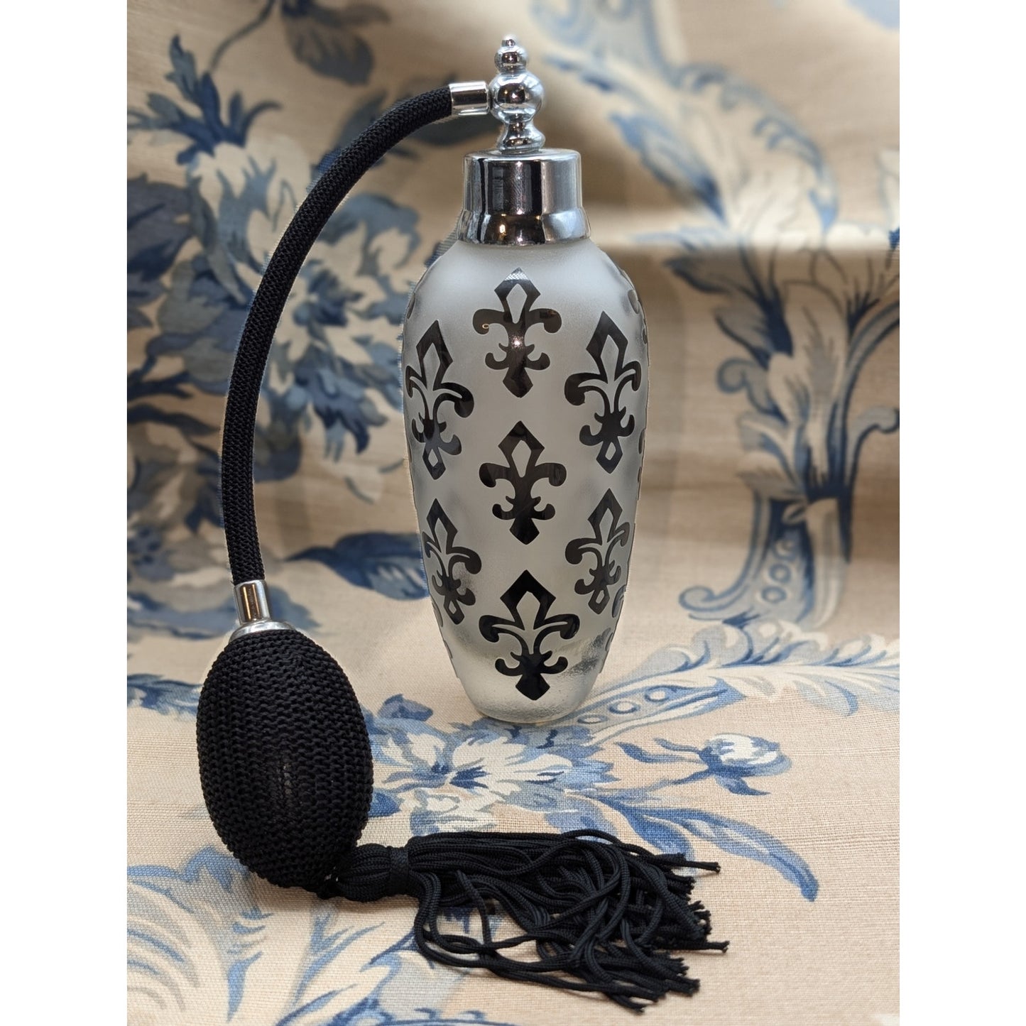Vintage 6" Frosted Glass Fleur de Lis Design Perfume Bottle W/ Atomizer