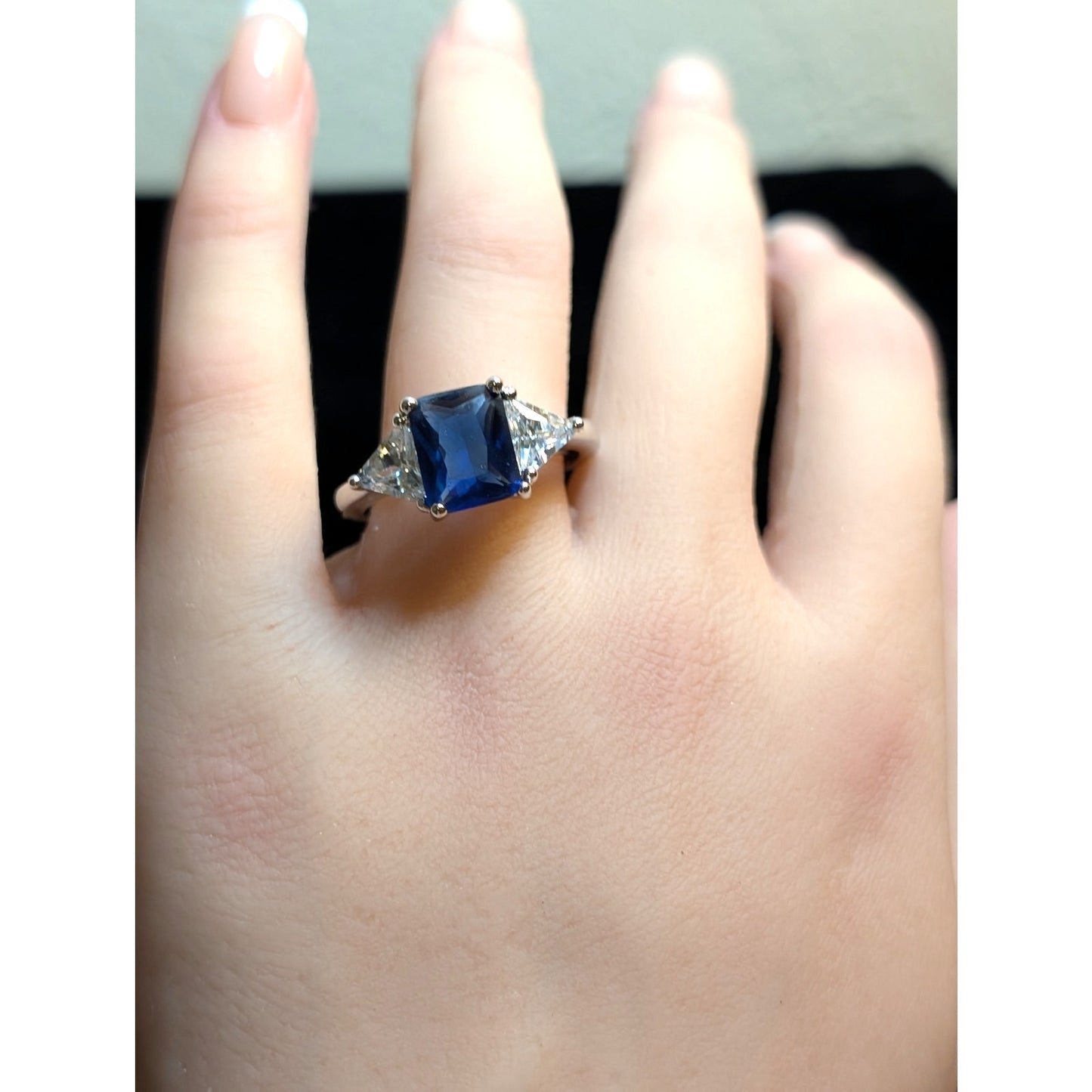 Avon Square Blue Center Stone CZ Trillions Silver Tone Fashion Ring Sz 11