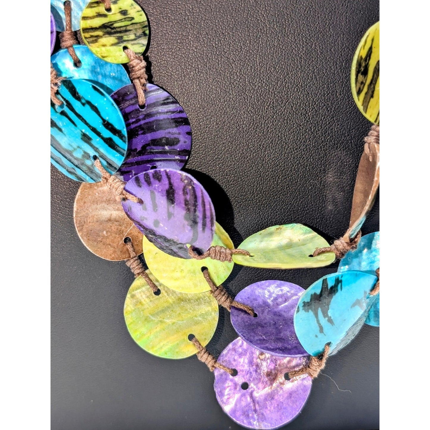VTG Hand Strung Multi-Color Graduated Stripe Shell Corded Slip Over Necklace