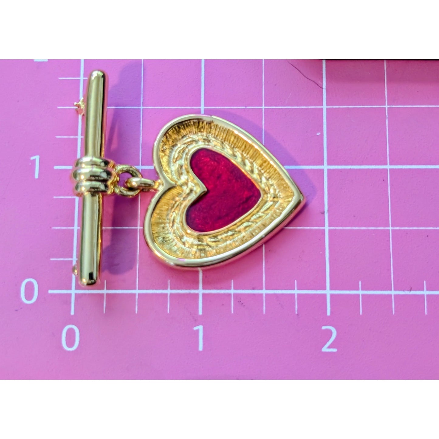 Vintage Signed FO Red Enamel Gold Tone Heart Dangle Brooch