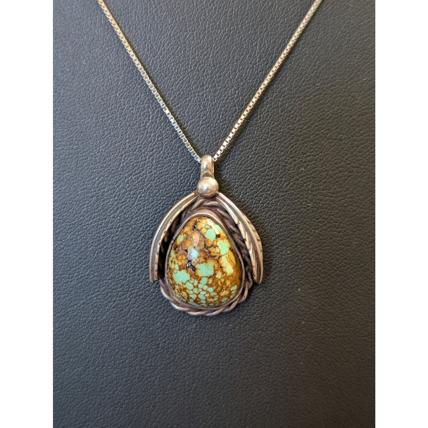VTG 925 Sterling Navajo Brown Web Pear Shape Turquoise Leaf Pendant Necklace