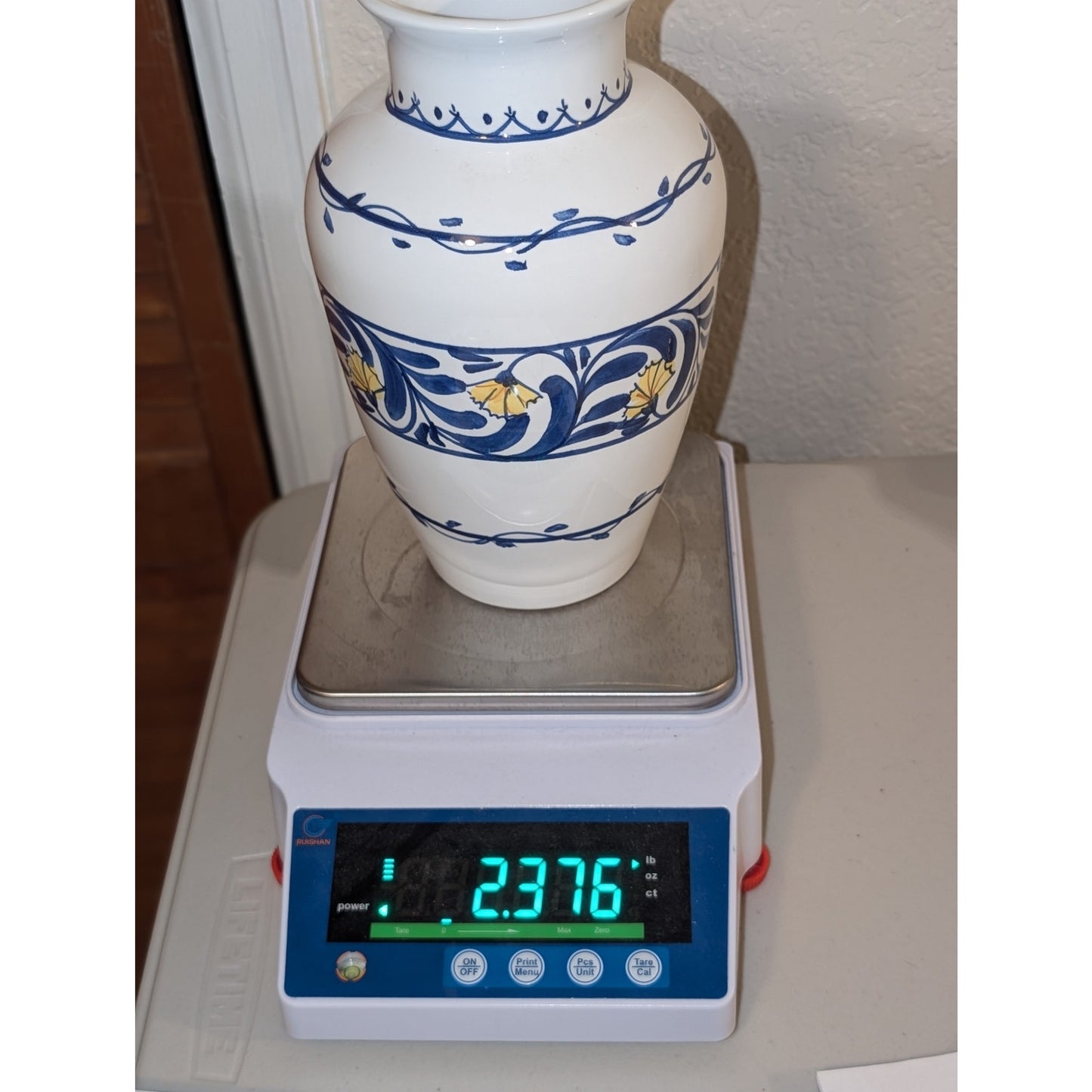 Vintage Signed Dipinto A Mano Italian Pottery Blue White Yellow Vase