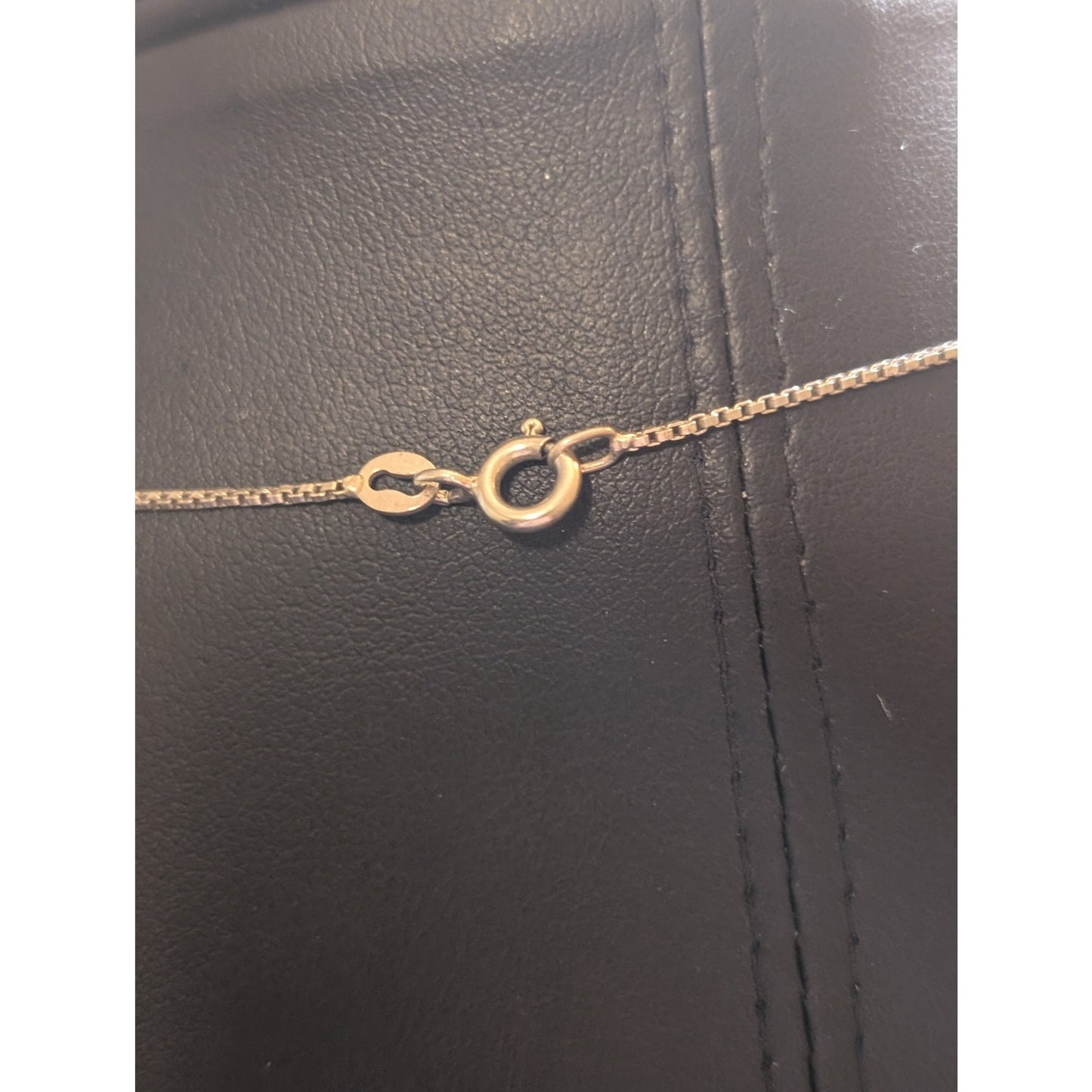 925 Sterling Silver Moissanite 'Journey' Pendant Box Chain 18" Necklace