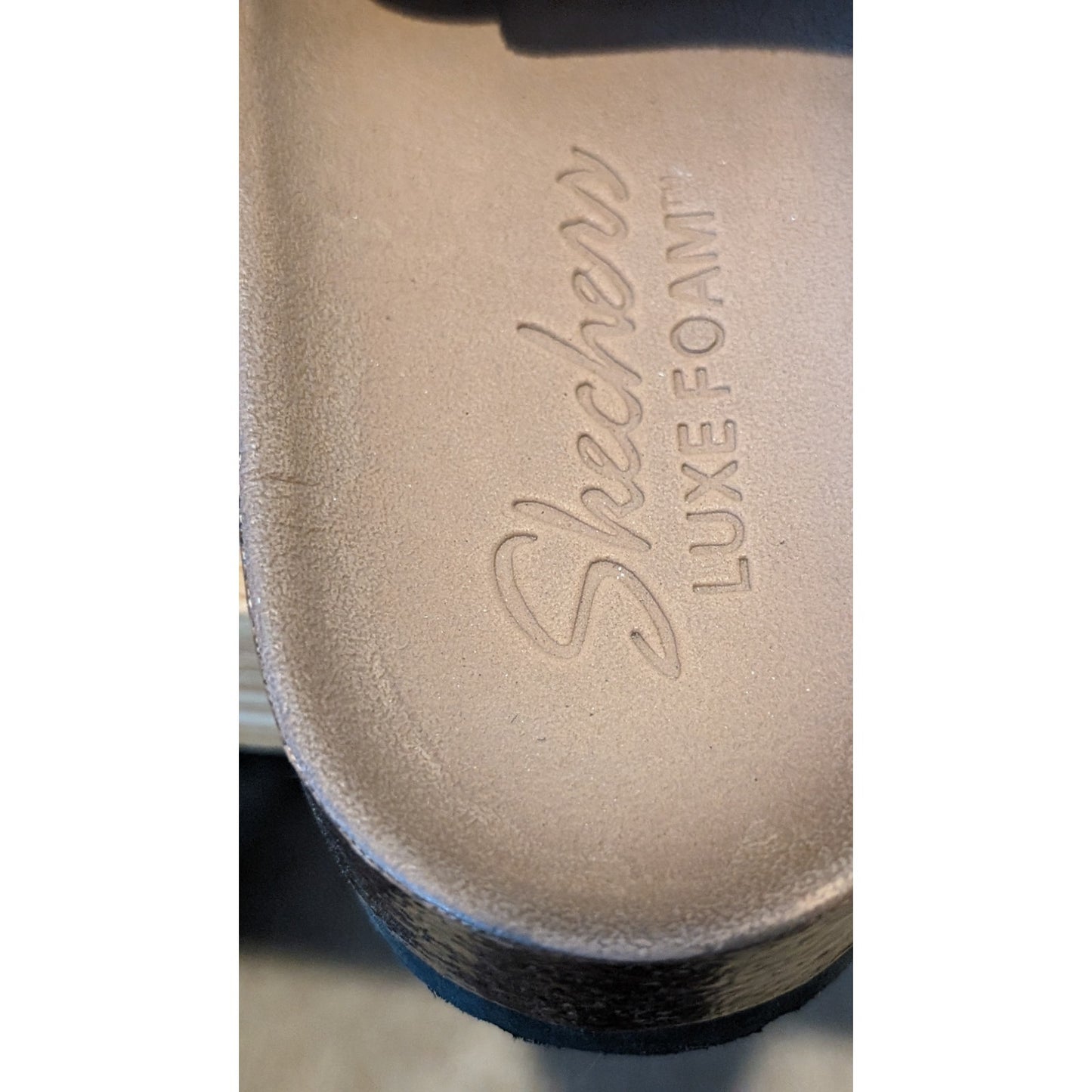 Skechers Relaxed Fit Taupe Luxe Foam Double Strap Buckle Sandal Womens Sz 10