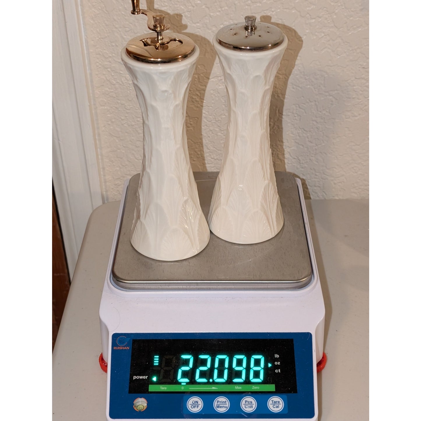 Vintage Lenox Glenwood Collection Porcelain Leaves Pepper Mill & Salt Shaker