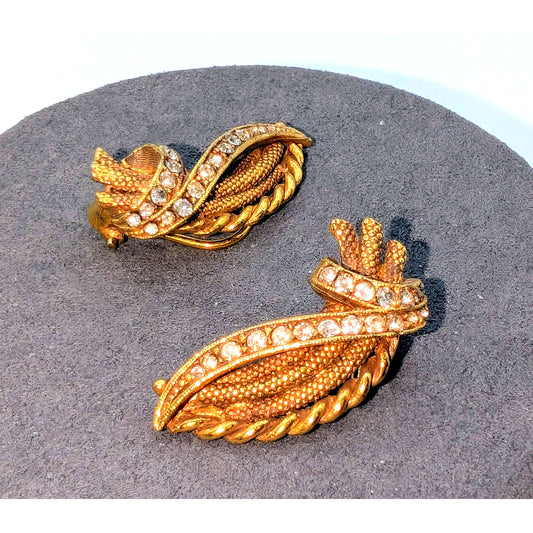 Rare Vintage Signed Coro Gold Tone Textured Wheat Rhinestone Ribbon Ear Clips