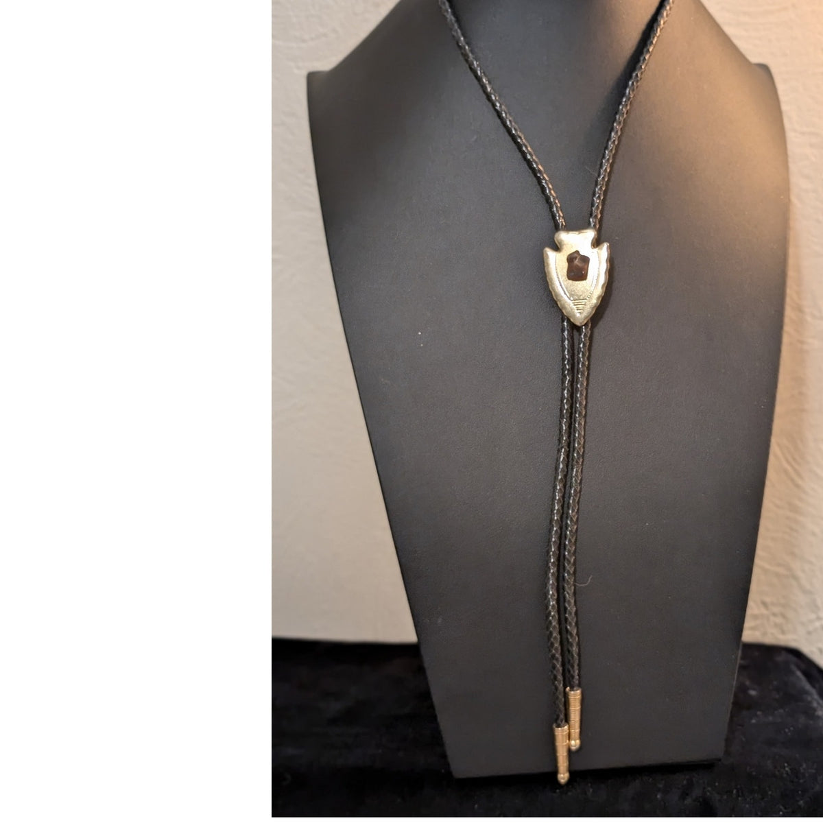Gold Tone Arrowhead Stone Bolo Tie