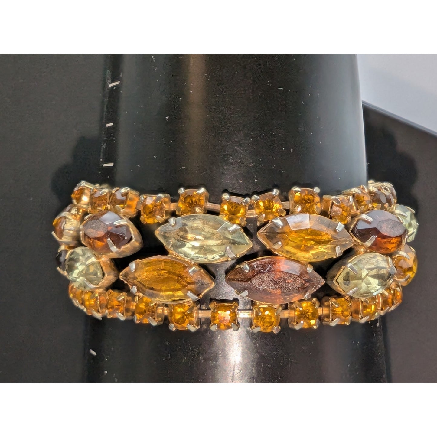 Vintage Brown Gold Yellow Gold Tone Metal Rhinestone Bracelet