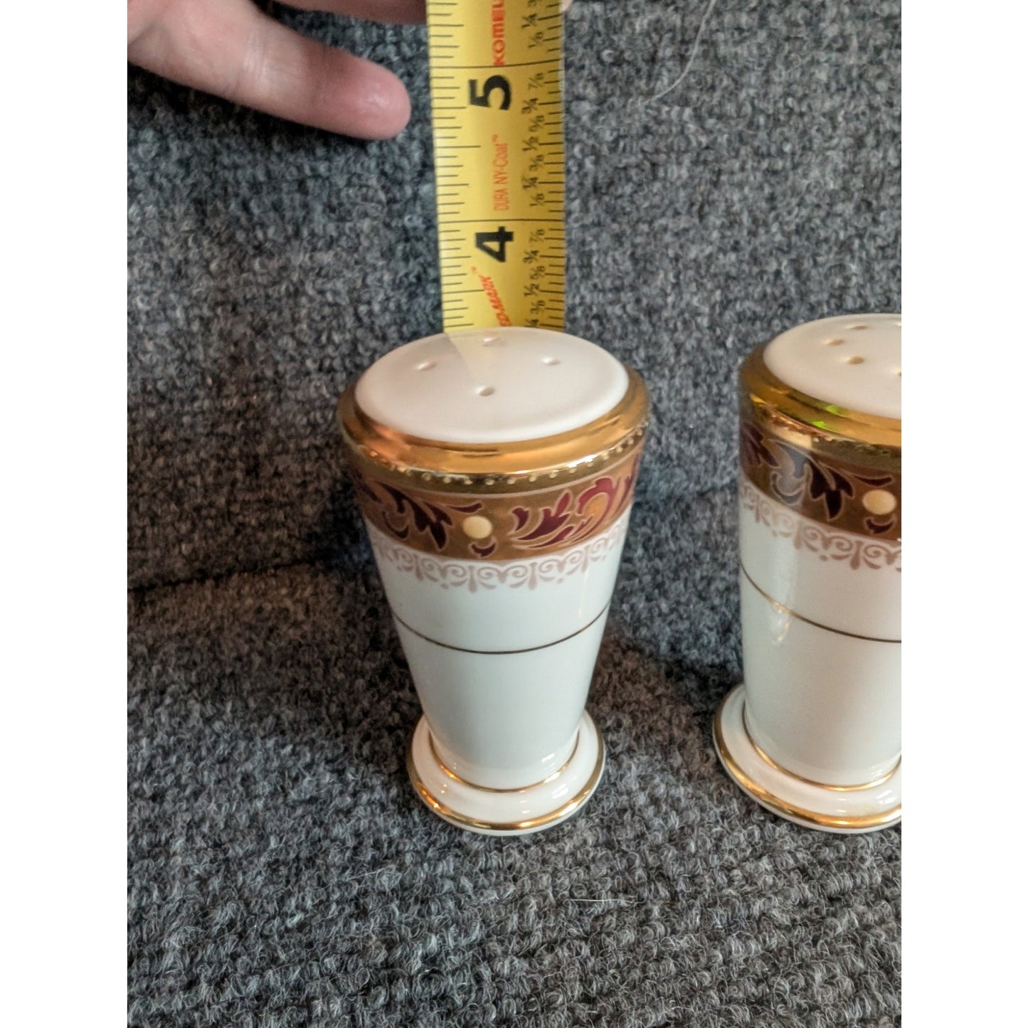 Noritake Xavier Gold Salt & Pepper Shaker Bone China Set