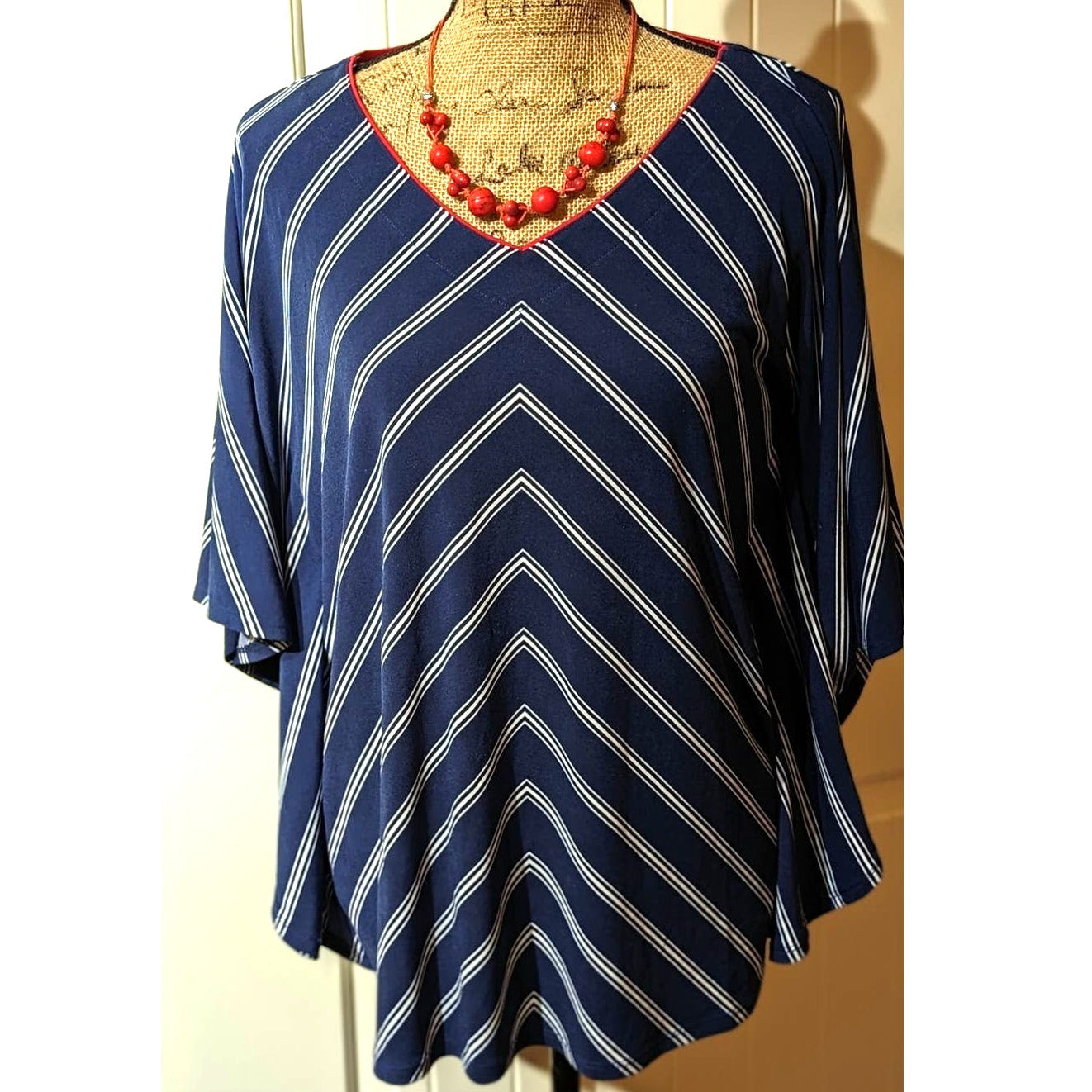 Susan Graver Navy Chevron Liquid Knit V-Neck Scarf Top Womens Sz XS