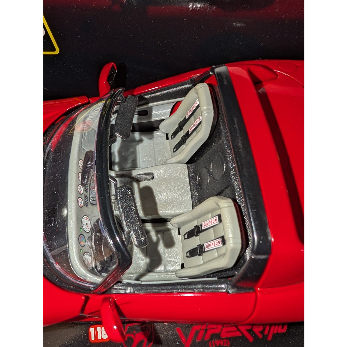 1992 DODGE VIPER RT/10 Bburago Toy Die Cast Metal Factory Built Car Scale 1/18