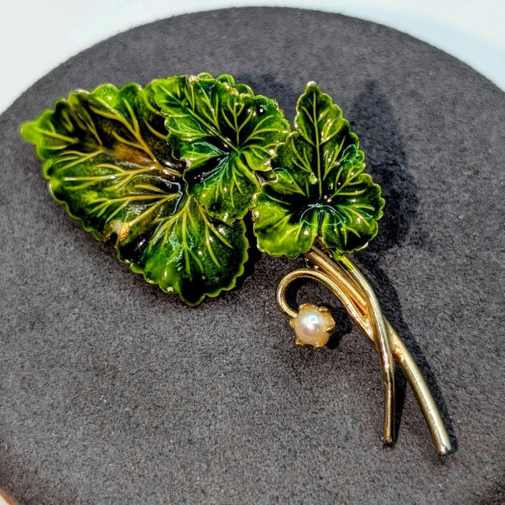 Vintage Green Enamel Leaf Gold Tone Pearl Brooch