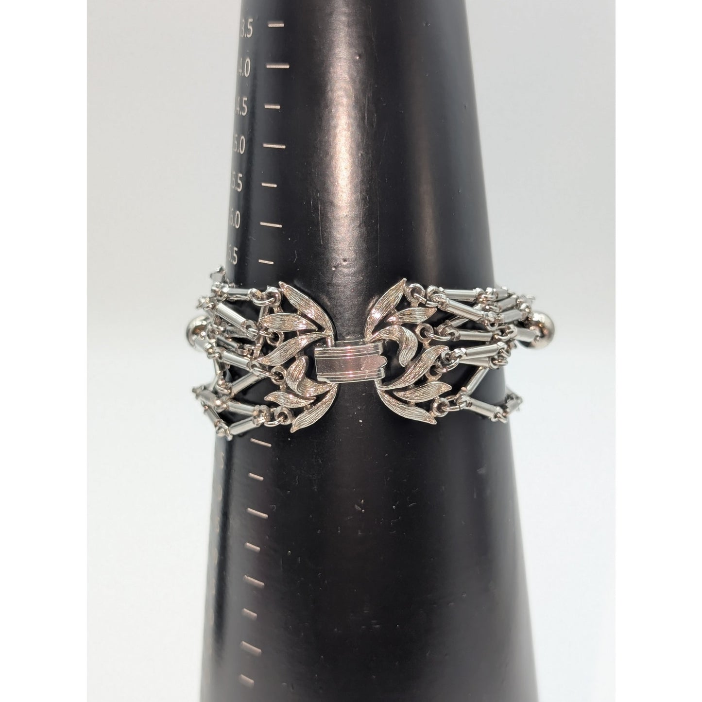 Lisner Vintage Eight Strand Bar Bead Chain Fold Over Shell Clasp Bracelet