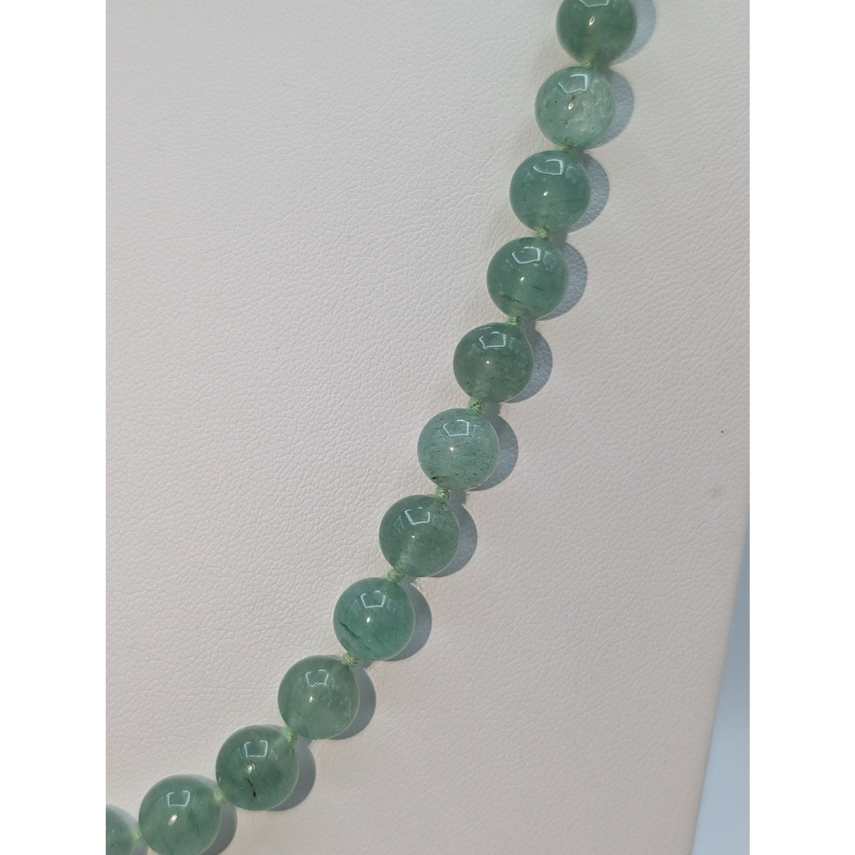 Vintage 14K Gold Filled Semi-Precious Green Stone Hand-Knotted Bead 24" Necklace