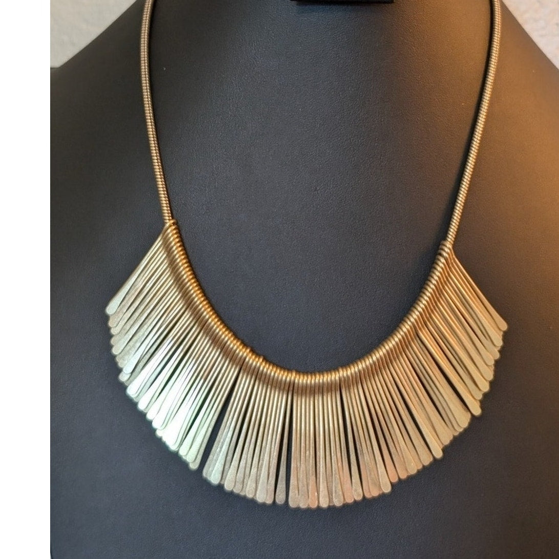 Stella & Dot Gorgeous Essential Fringe Gold Tone Statement 17-21" Necklace