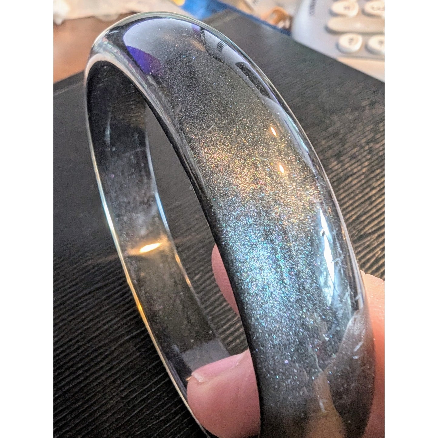 Vintage Signed Amedeo NYC Shimmering Lucite Black/gray Bangle Bracelet