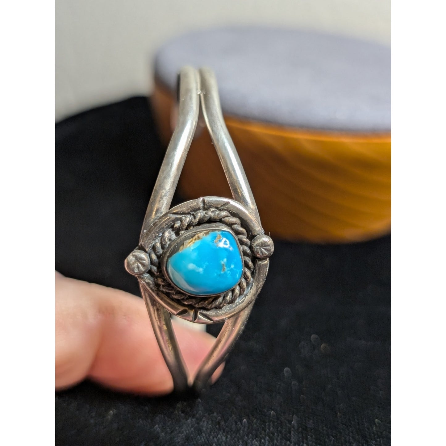 Vintage 925 Sterling Silver Turquoise Cuff Bracelet 11.46g