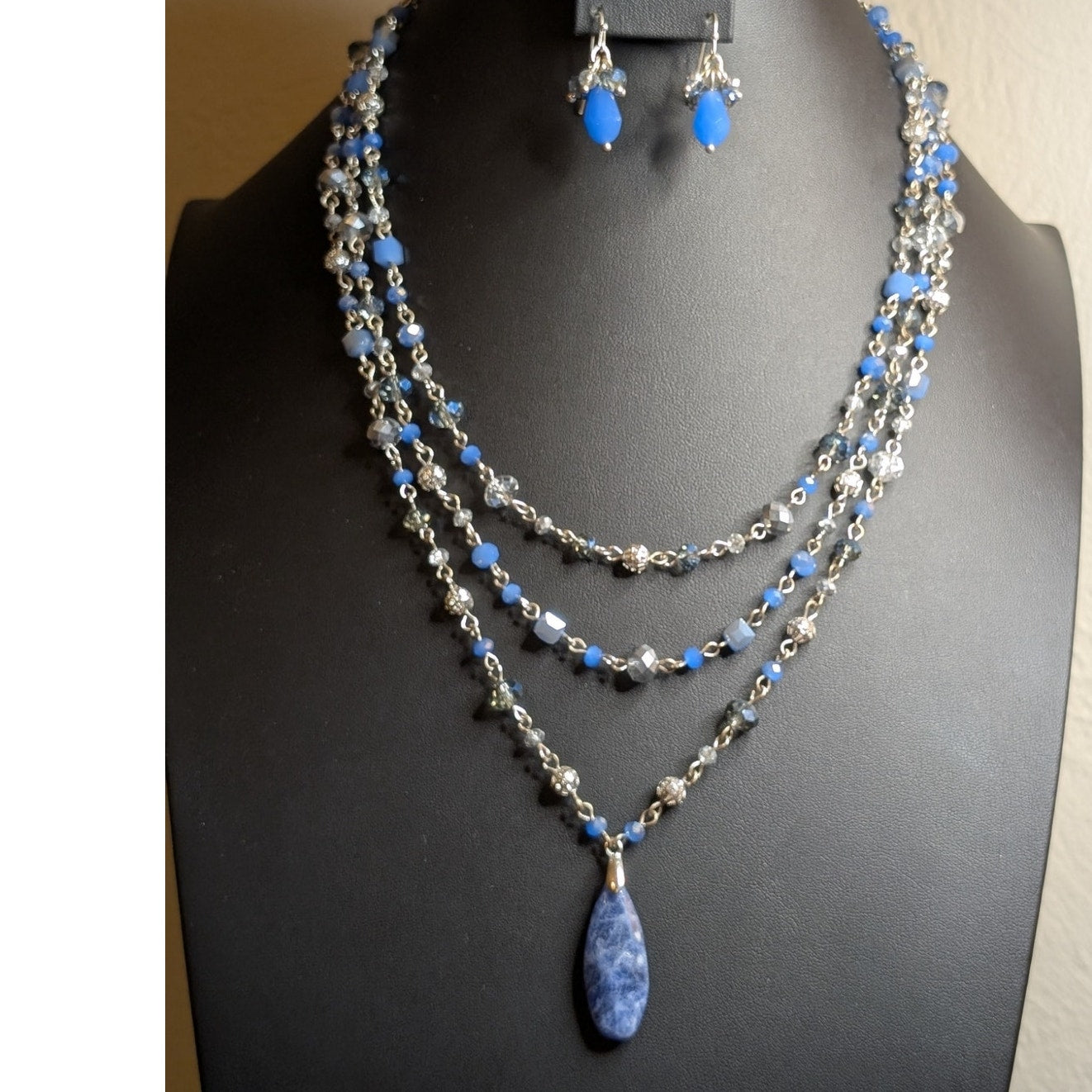 Avon Blue Sodalite? Gemstone Layered Glass Bead Boho Necklace & Earring Set