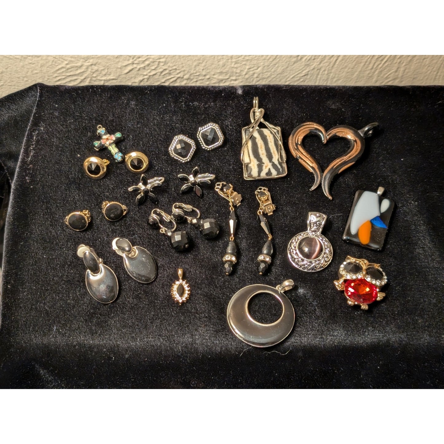 Lot of Vintage Black Theme Clip On Earrings & Pendants