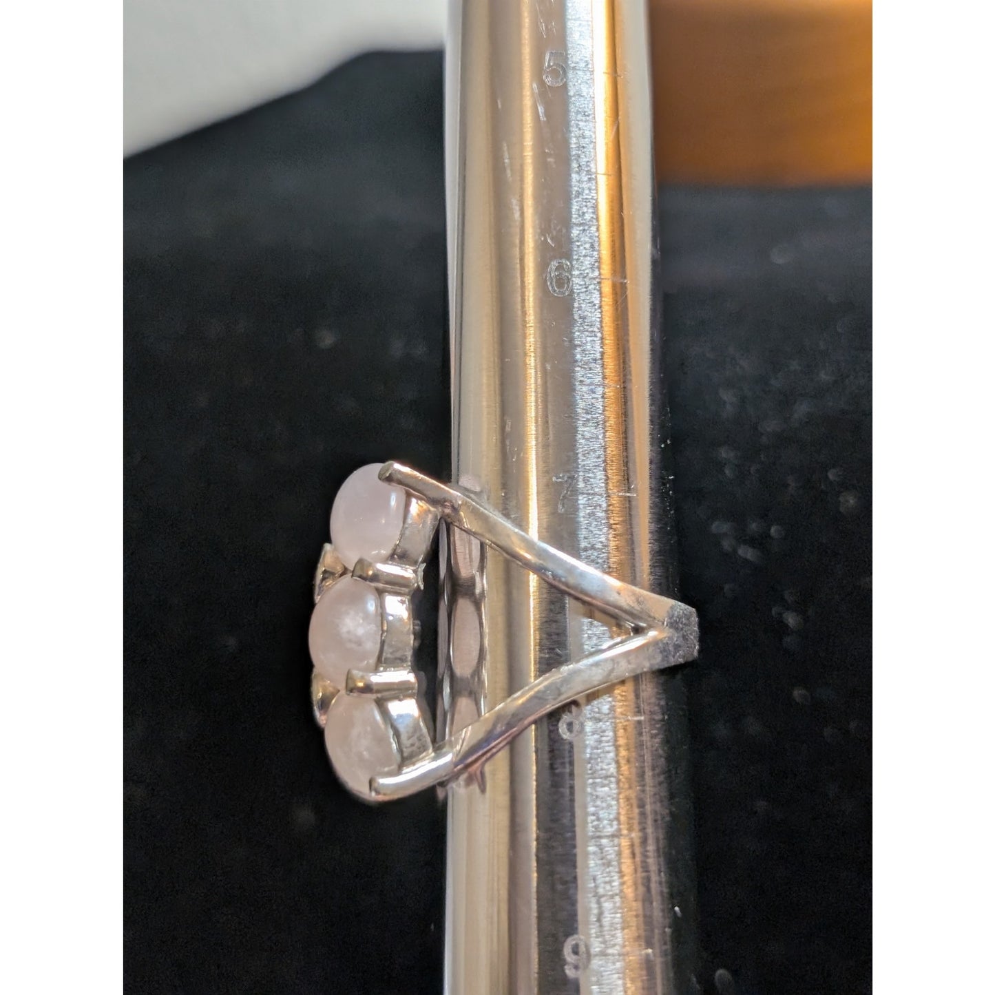 Large Six Quartz Stone 925 Sterling Silver Split Shank Ring Size 7.5
