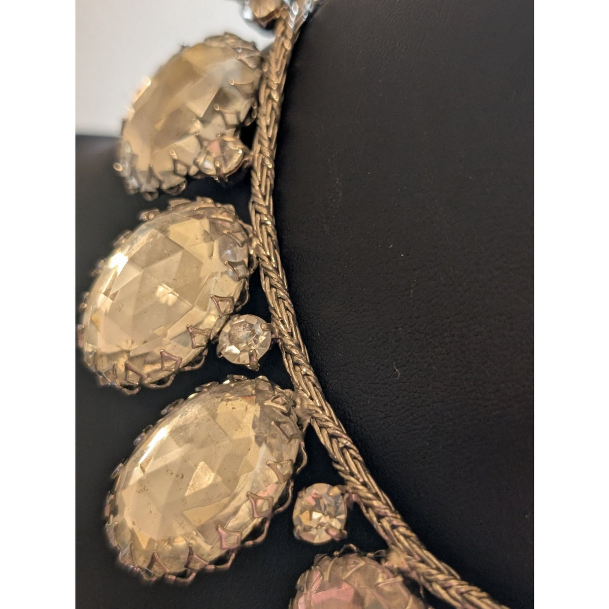 SCHREINER Rare New York Glass Cabochon & Silver Braided Chain Vintage Necklace