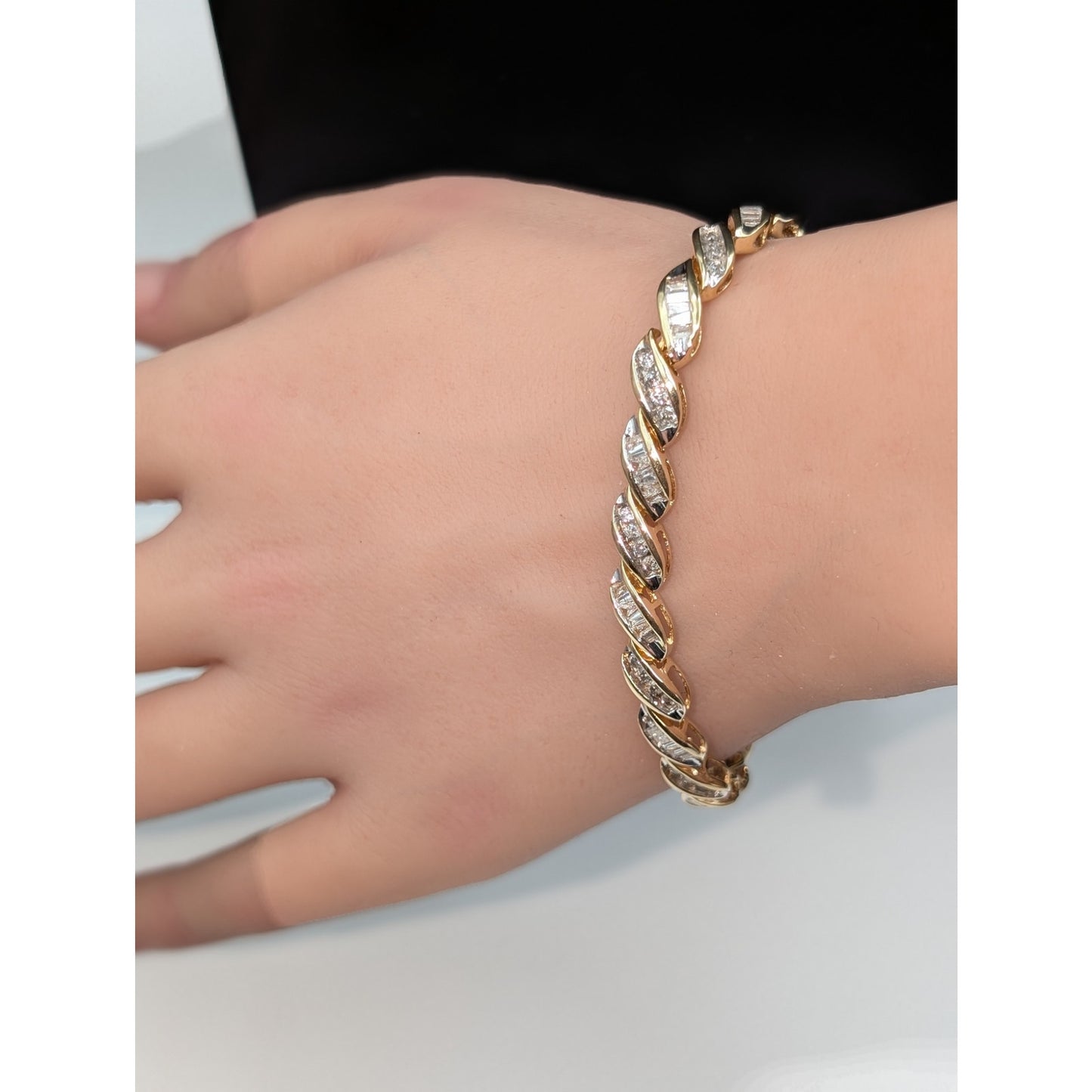 14k Yellow Gold S Design Baguette & Round Diamond Tennis Bracelet