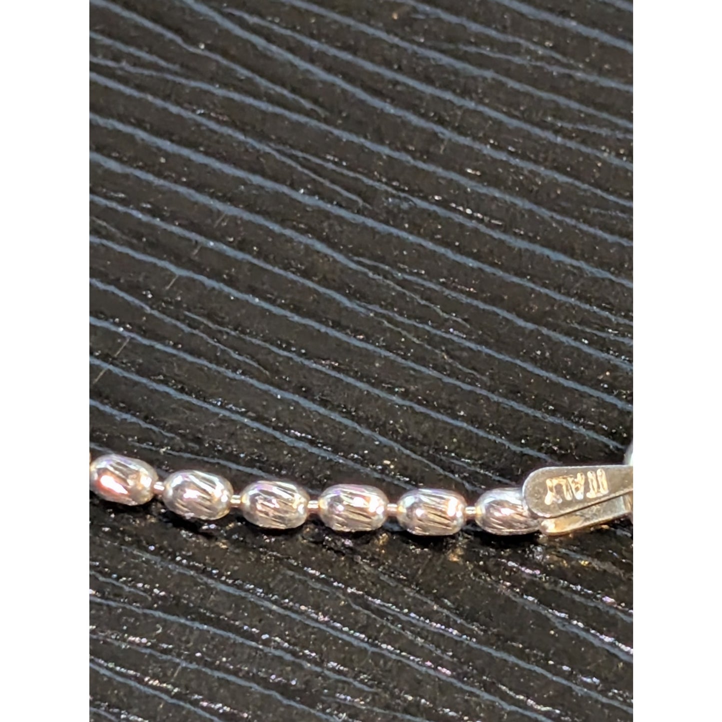 Vintage 925 Italy Sterling Silver Diamond Cut Oval Bead Bracelet