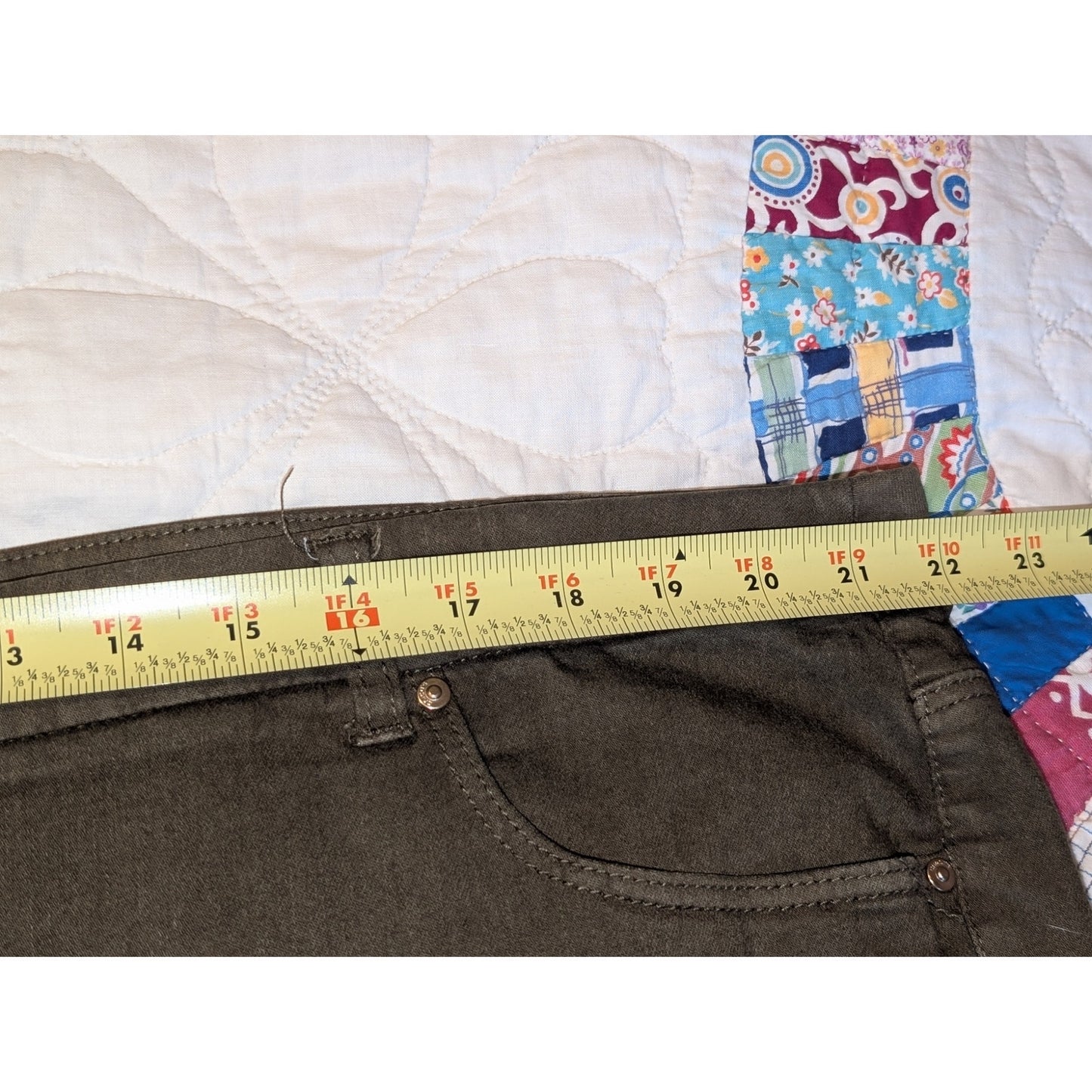 Chico's So Slimming Girlfriend Ankle Dark Olive Pant Chico's Size 4 (US XXL)