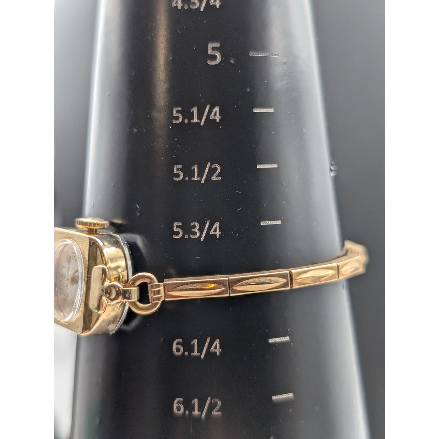 Leon Piradet 21 Jewels Vintage Gold Tone Ladies' Wristwatch