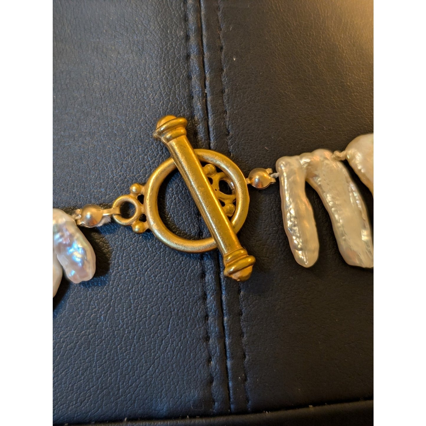 Hand-knotted Gold Tone Toggle Clasp Keshia Pearl 23" Necklace